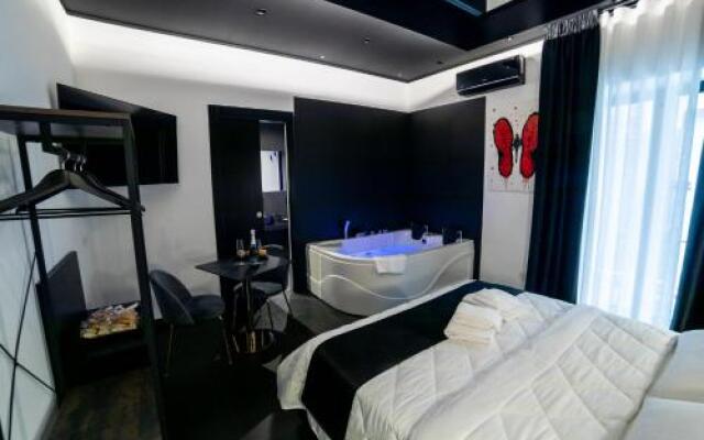 Maximum Hub Suite&Spa