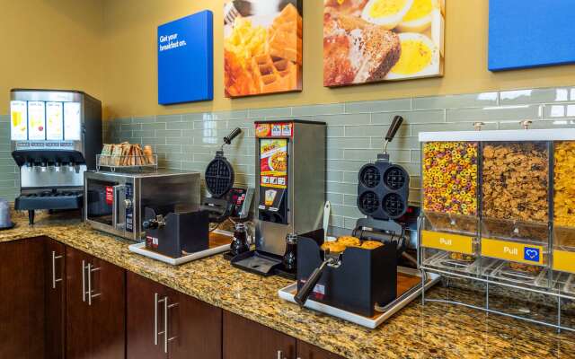 Comfort Inn & Suites