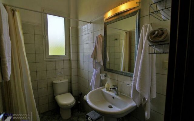 Monachus Monachus Apartments