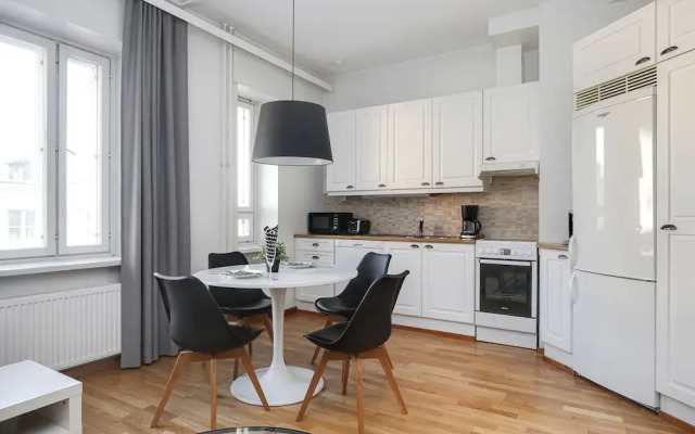 Kotimaailma Apartments Kamppi - 3BR