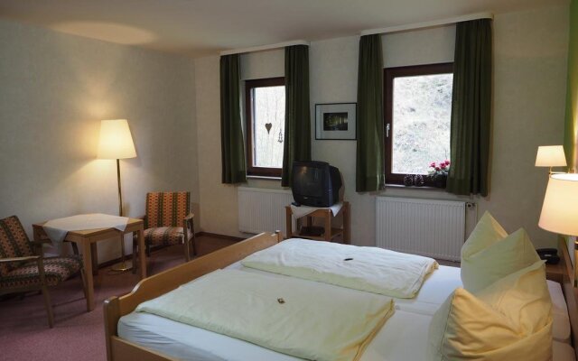 Hotel Pension Cafe Wolfsbach