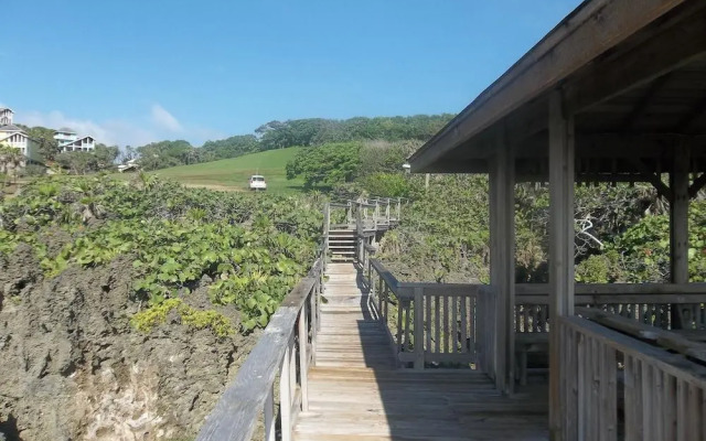 Foster's West Bay Resort