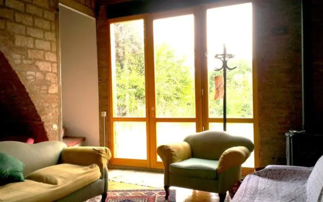 Fienile a Due Passi da Bologna