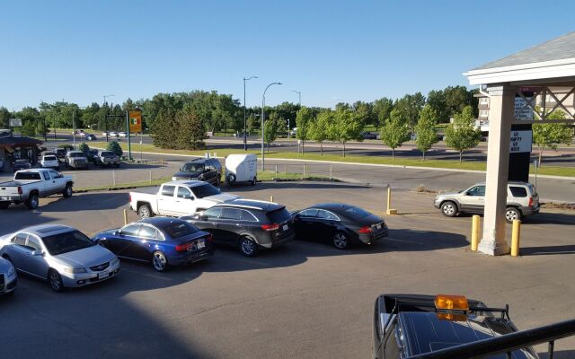 Knights Inn Lethbridge