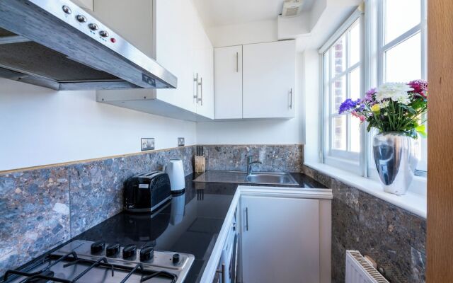 Berkley Aparthotel