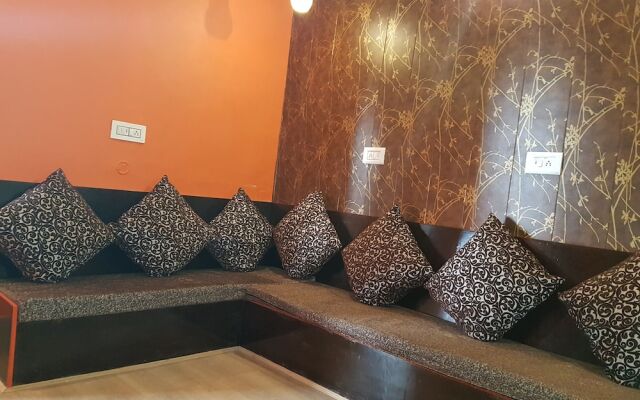 Sonu Guest House - Hostel