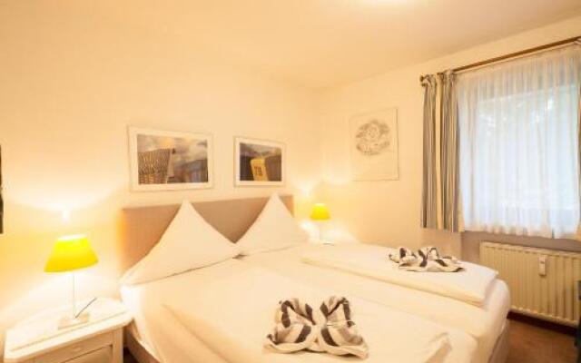 Kaept_n Gordon_ App_ 13