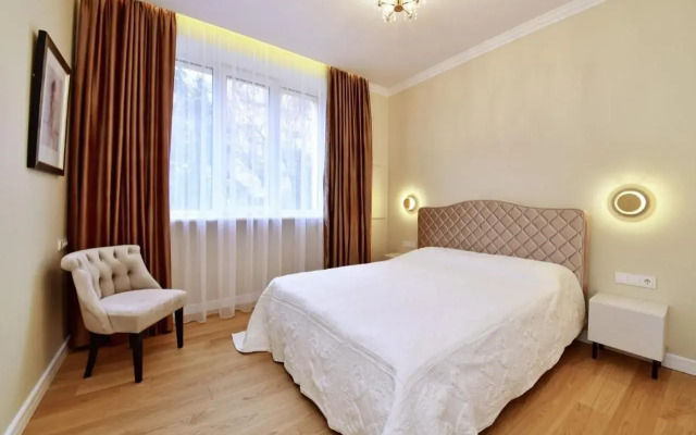Luxury Central Apartment in Putvinskio street