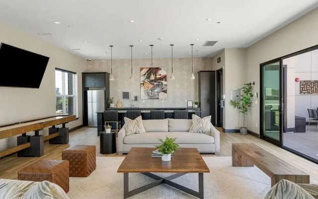 Arts District Apartments By Landing