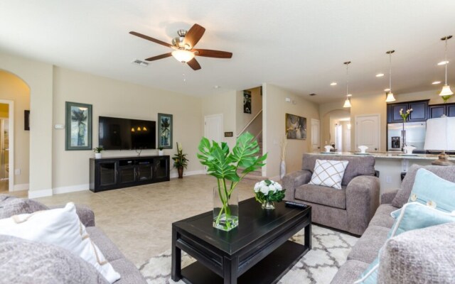 Solterra - 5307 Wildwood Way