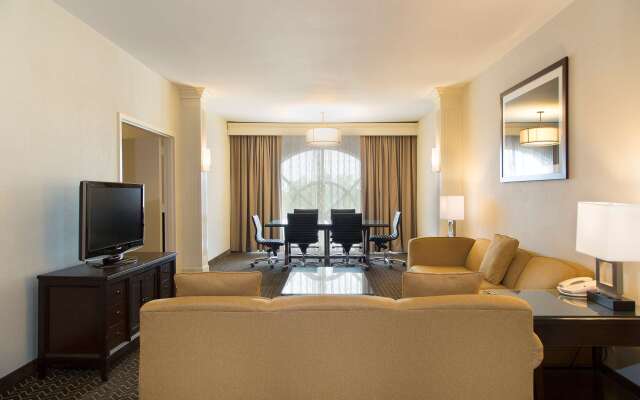 DoubleTree Suites by Hilton Hotel Lexington