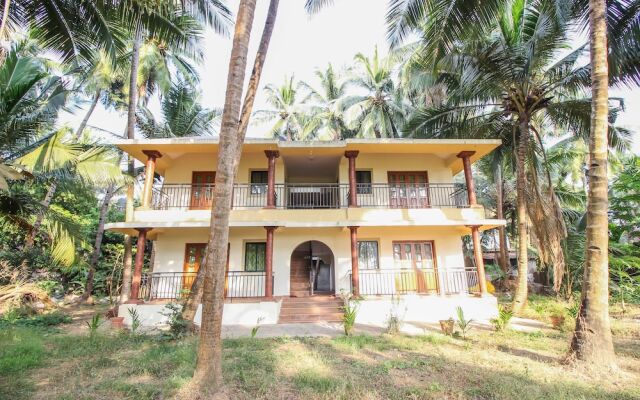 OYO Home 1134 Studio Riverside 1BHK Siolim