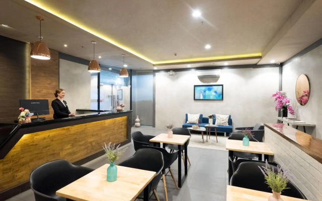 Axiaa Hotel