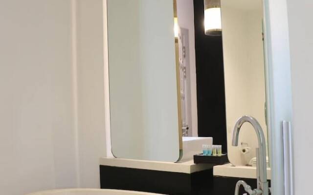 Hengly Mohasambath Hotel & Spa