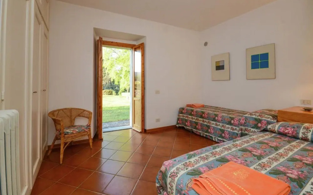 Sprawling Villa With Breathtaking Views In Emilia-Romagna