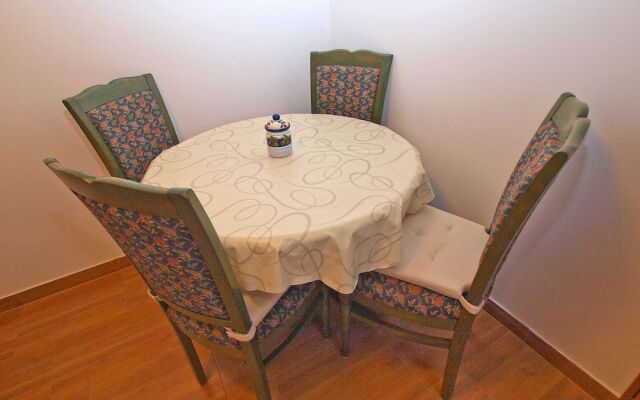 Apartment 1278