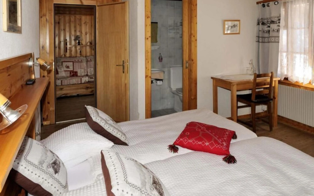 Hôtel Dents de Veisivi