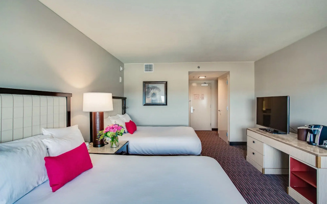 Overton Hotel and Conference Center