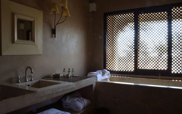 Ksar Char-Bagh