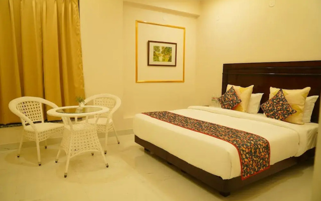 White Maple Hotel