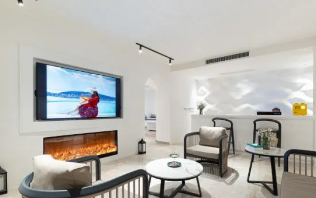 Sound on the Clouds Hotel Santorini, Dali – Guest Rooms – Dali