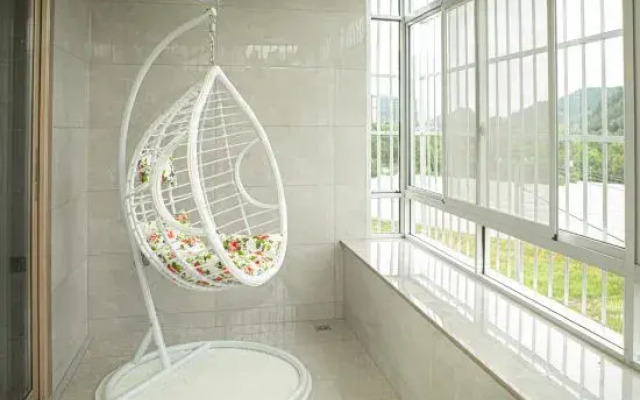 Taining Pulin Inn (Dajin Lake Scenic Area)