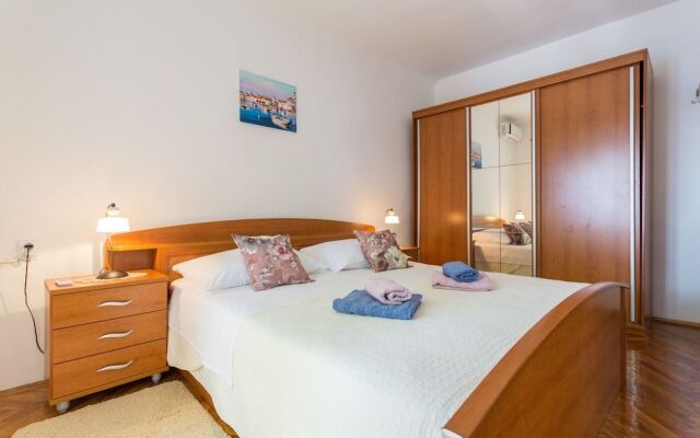 Sea View Apartments - Perovic