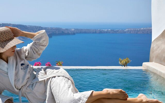 Luxury Villa Blue Dome Santorini