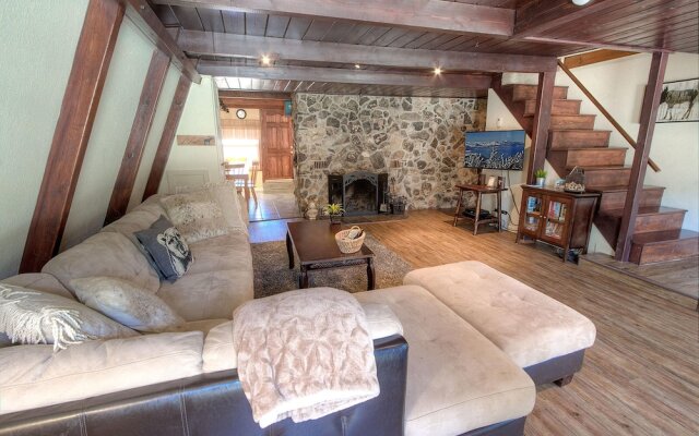 Tahoe Chalet by Lake Tahoe Accommodations