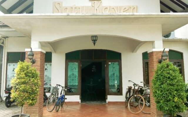 Satu Kayen Guest House