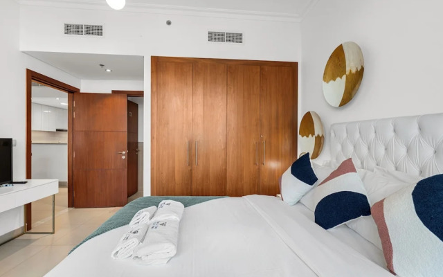 Burj Khalifa at Dusk-907