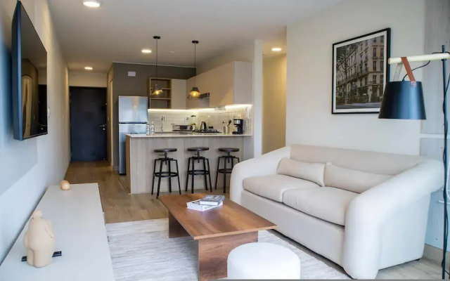 w Majestic 1BR w Modern Pool in Miraflores