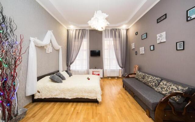 Apartment on Svobody
