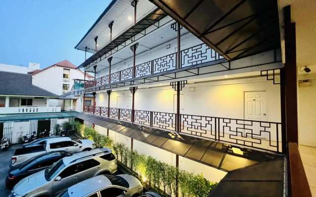 INN Kham Apartment