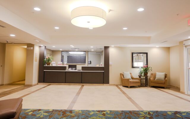 Candlewood Suites Auburn by IHG