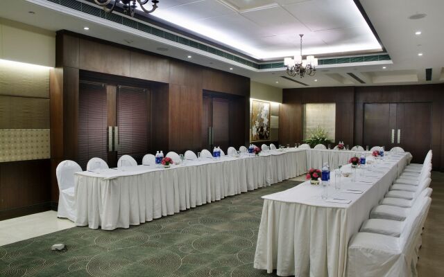 Goldfinch Hotel Delhi NCR