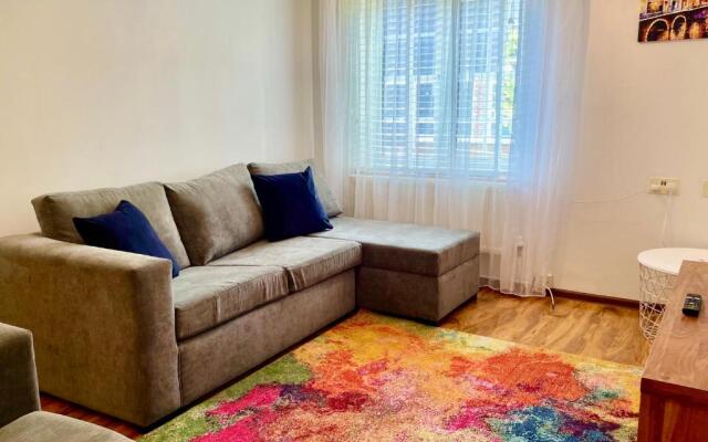 Swafield House - Parking - Modern 2 Bed - Marvello Properties