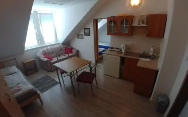 KV APARTMANS Varšavská