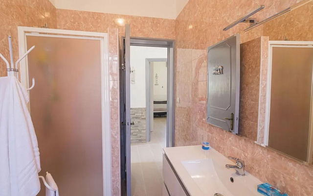 Villa Milon Near The Sea