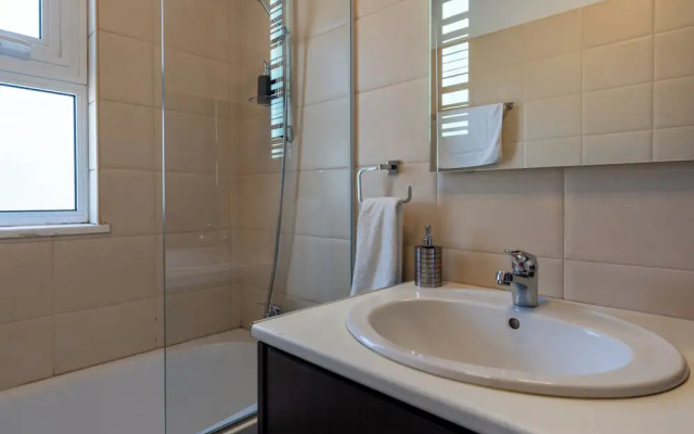 Harbor Apartments in Larnaca