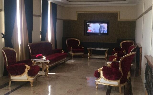 Neapol Hotel