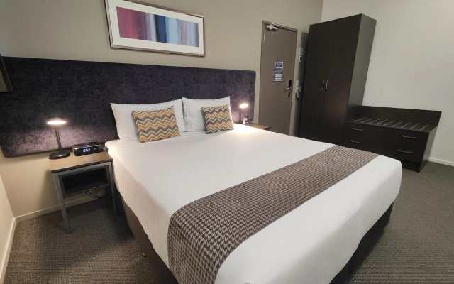 Quest New Plymouth – Guest Rooms – Oakura