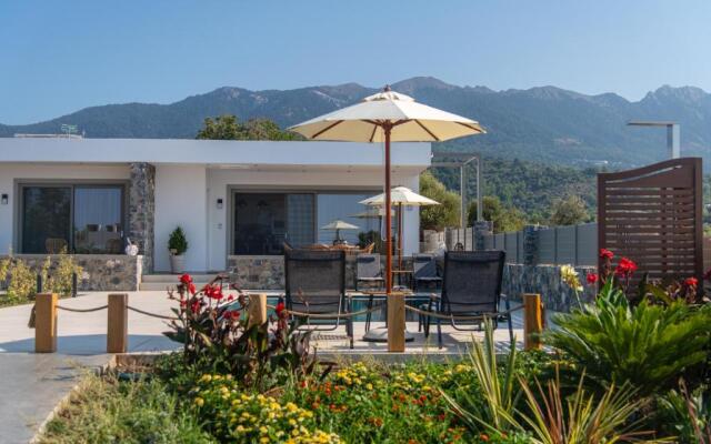 Villa Karydia with private pool