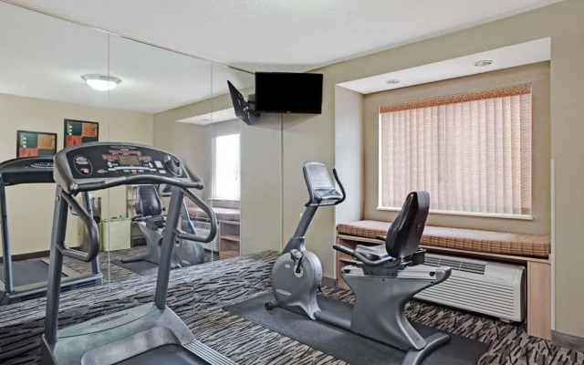 Microtel Inn & Suites By Wyndham Charleston Wv