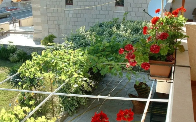 Zarko - 20 m From Beach - A1