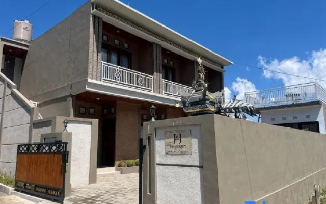 J&J Guesthouse Bedugul