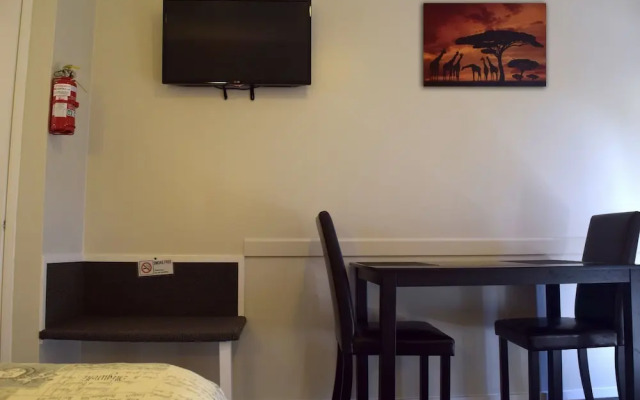 Papakura Monument Motor Lodge