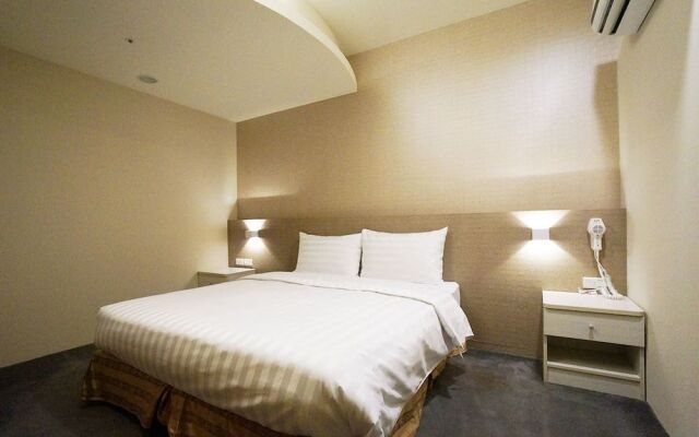 Win Inn Chiayi Hotel