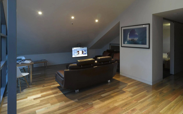 Salamanca Wharf Hotel
