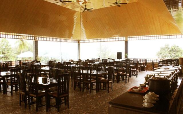 Pesona Bay Sea View Hotel